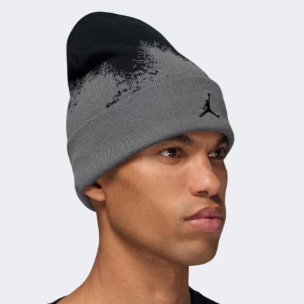 Шапка Jordan U J PEAK BEANIE GIFT GVING AOJ - 177447 Шапка Jordan U J PEAK BEANIE GIFT GVING AOJ - 177447
