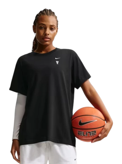 Футболка Nike W NK SS TEE BBALL PHOTO BF - 179116 Футболка Nike W NK SS TEE BBALL PHOTO BF - 179116