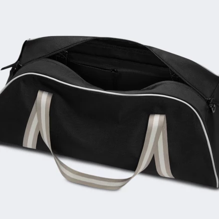 Сумка Nike W NK GYM CLUB - RETRO - 179138 Сумка Nike W NK GYM CLUB - RETRO - 179138