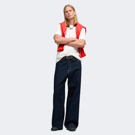 Футболка Puma Ferrari Car Graphic Tee II - 179795 Футболка Puma Ferrari Car Graphic Tee II - 179795