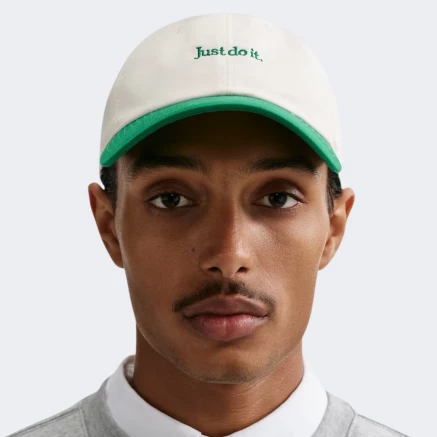 Кепка Nike U NK CLUB CAP U CB JDI L - 180053 Кепка Nike U NK CLUB CAP U CB JDI L - 180053