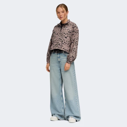 Вітровка Puma ESS GRAPHIC Animal Relaxed AOP Woven Half-Zip - 179987 Вітровка Puma ESS GRAPHIC Animal Relaxed AOP Woven Half-Zip - 179987