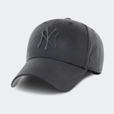 NEW YORK YANKEES RAISED BASIC