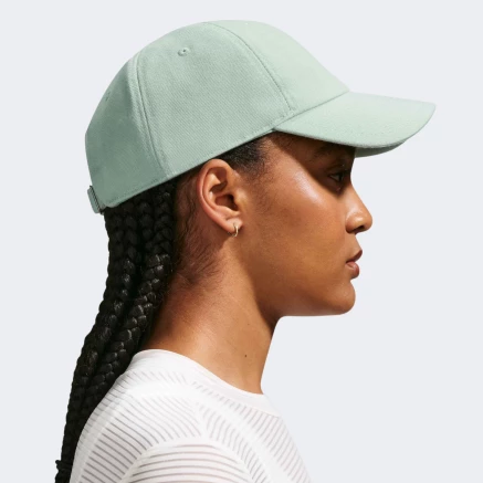 Кепка Nike U NK CLUB CAP U CB SM SWSH L - 180631 Кепка Nike U NK CLUB CAP U CB SM SWSH L - 180631