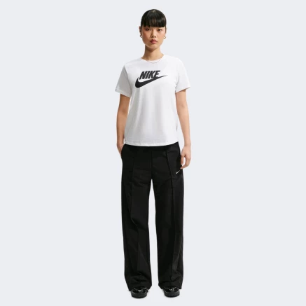 Футболка Nike W NSW CLUB SS TEE ICN FTRA - 165579 Футболка Nike W NSW CLUB SS TEE ICN FTRA - 165579