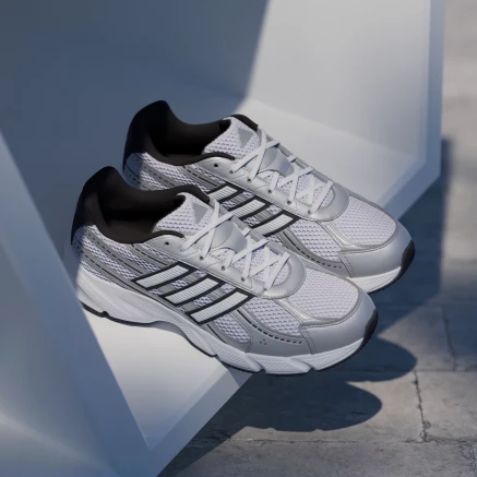 Кросівки Adidas TECHNOCHAOS 2000 - 180718