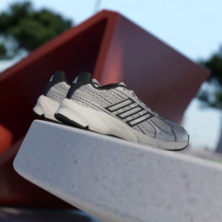 Кросівки Adidas TECHNOCHAOS 2000 - 180719