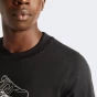 Футболка New Balance Layered 574 Relaxed T-Shirt, фото 4 - інтернет магазин MEGASPORT