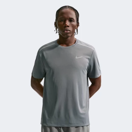 Футболка Nike M NK DF UV MILER SS - 186060 Футболка Nike M NK DF UV MILER SS - 186060