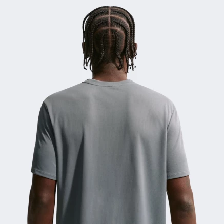 Футболка Nike M NK DF UV MILER SS - 186060 Футболка Nike M NK DF UV MILER SS - 186060