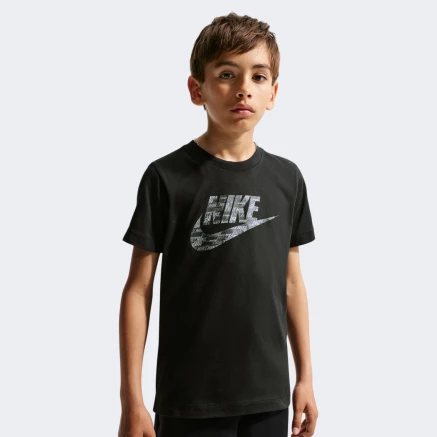 Футболка Nike K NSW TEE CLUB AOP FILL - 189488 Футболка Nike K NSW TEE CLUB AOP FILL - 189488