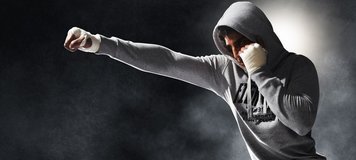 Чоловічий одяг для тренувань: яким він має бути? - MEGASPORT Чоловічий одяг для тренувань: яким він має бути? - фото