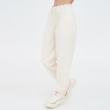 Спортивные штаны puma Classics Relaxed Jogger - 140891, фото 1 - интернет-магазин MEGASPORT